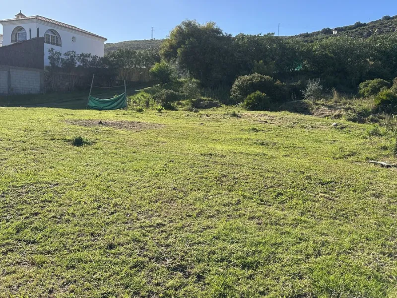 Residential Plot, Manilva, Costa del Sol.Garden/Plot 1067 m².Setting : Country.Orientation : South.Condition : Excellent.
