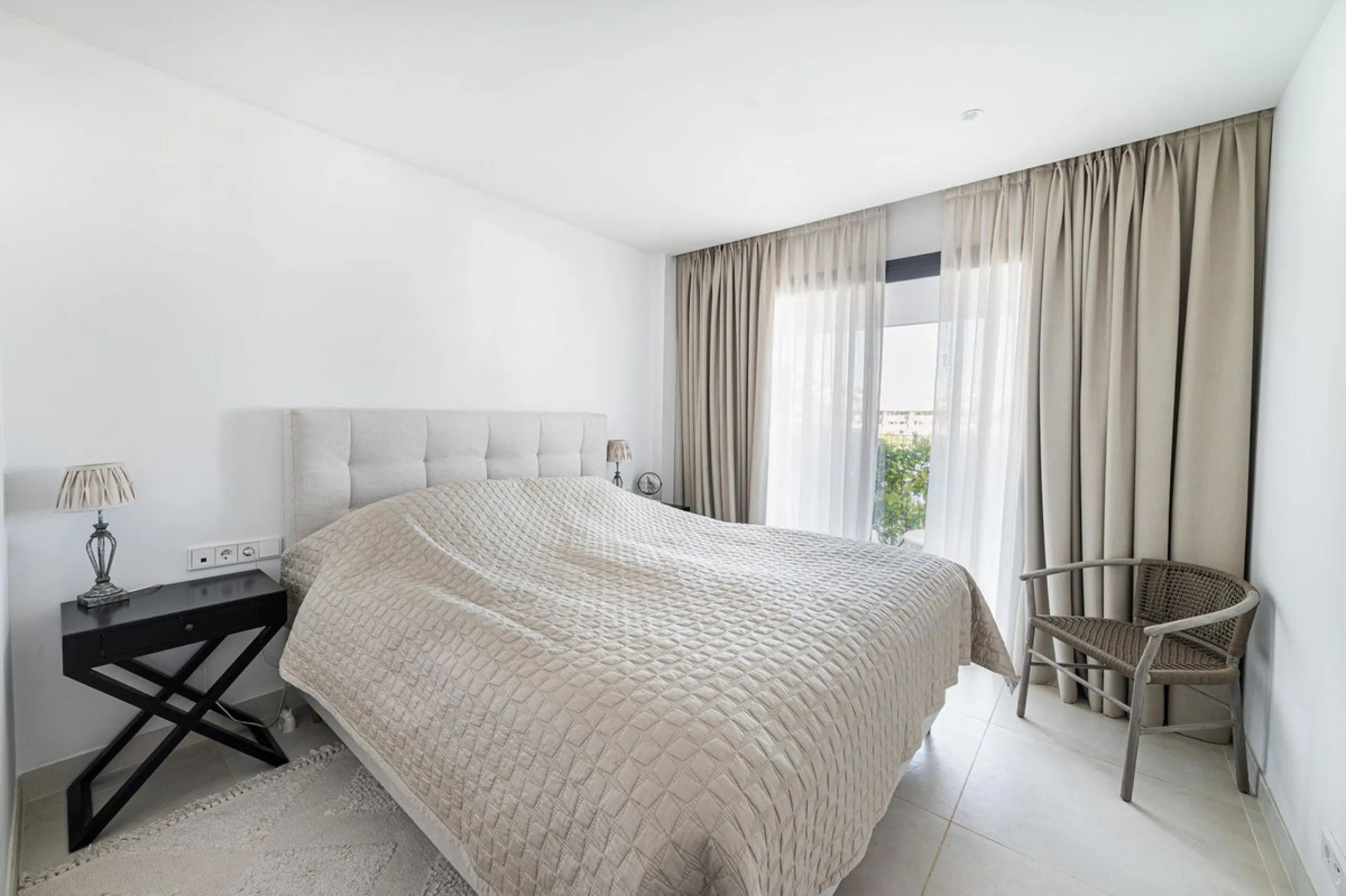 Apartment - Ground Floor Apartment в продаже в Fuengirola, Málaga. В доме 2 спален и 2 ванных комнат. Площадь дома 101 м². Площадь участка 34 м²