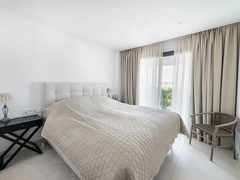 Apartment - Ground Floor Apartment в продаже в Fuengirola, Málaga. В доме 2 спален и 2 ванных комнат. Площадь дома 101 м². Площадь участка 34 м²