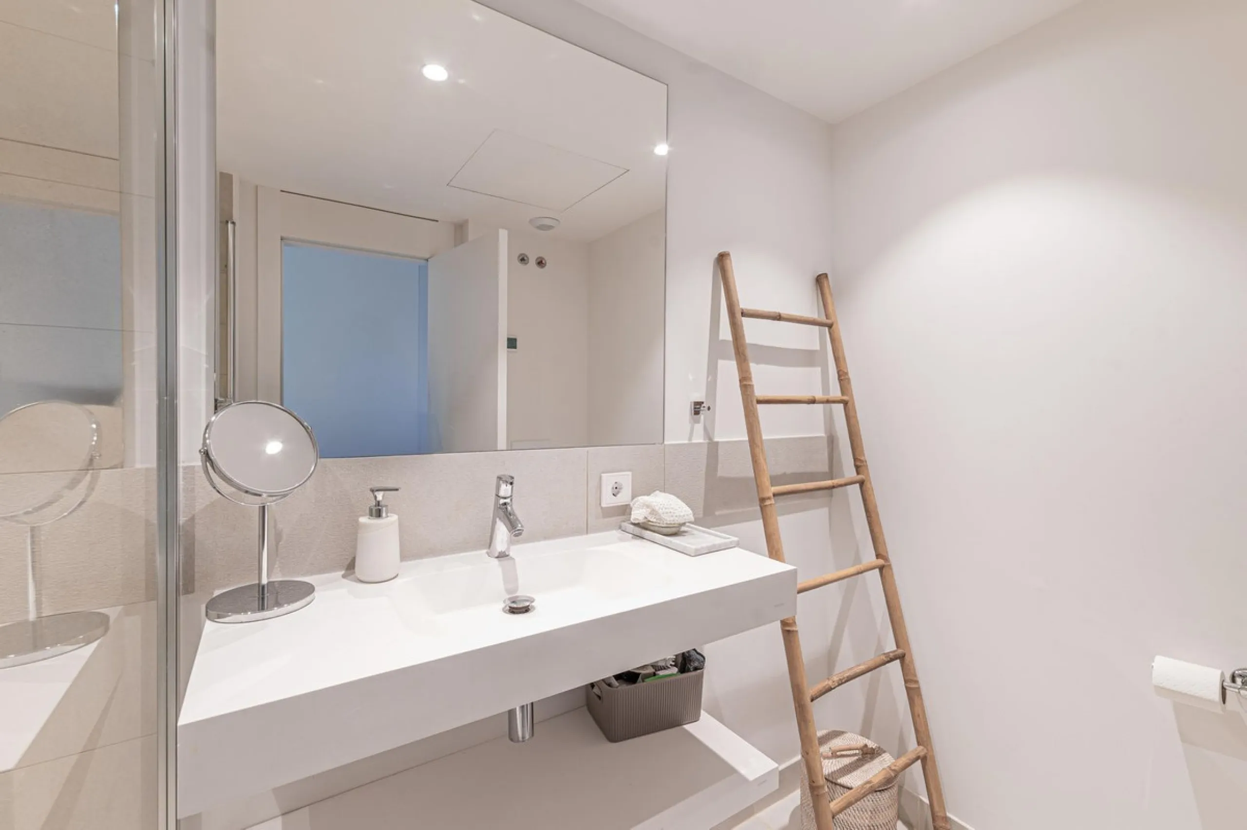 Apartment - Ground Floor Apartment в продаже в Fuengirola, Málaga. В доме 2 спален и 2 ванных комнат. Площадь дома 101 м². Площадь участка 34 м²