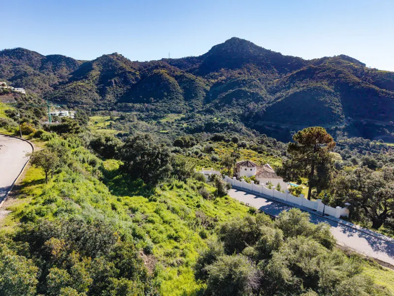 Plot - Residential Plot в продаже в Benahavís, Málaga. Площадь участка 2100 м²