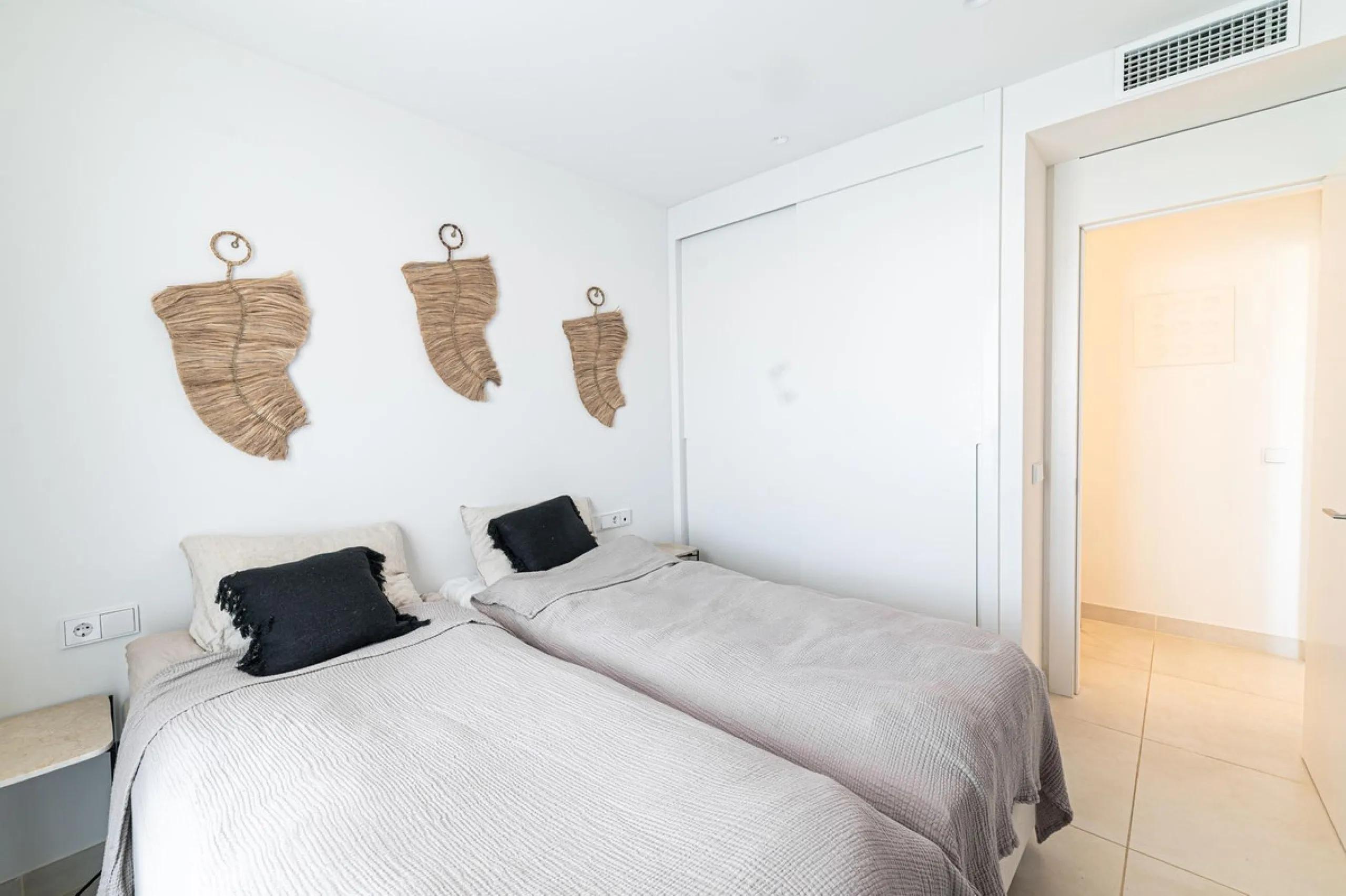 Apartment - Ground Floor Apartment в продаже в Fuengirola, Málaga. В доме 2 спален и 2 ванных комнат. Площадь дома 101 м². Площадь участка 34 м²