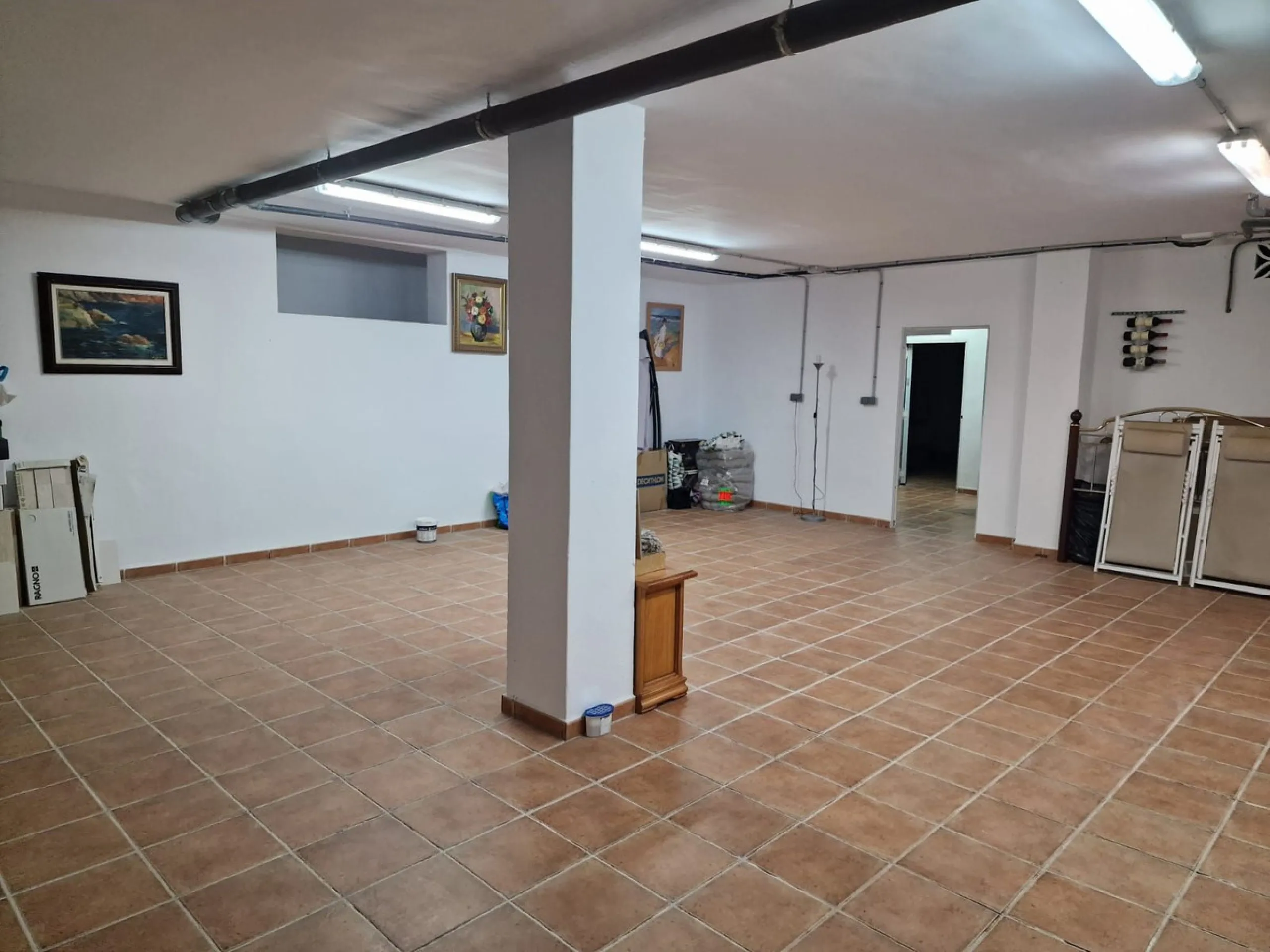 Semi-detached villa in the center of Marbella.