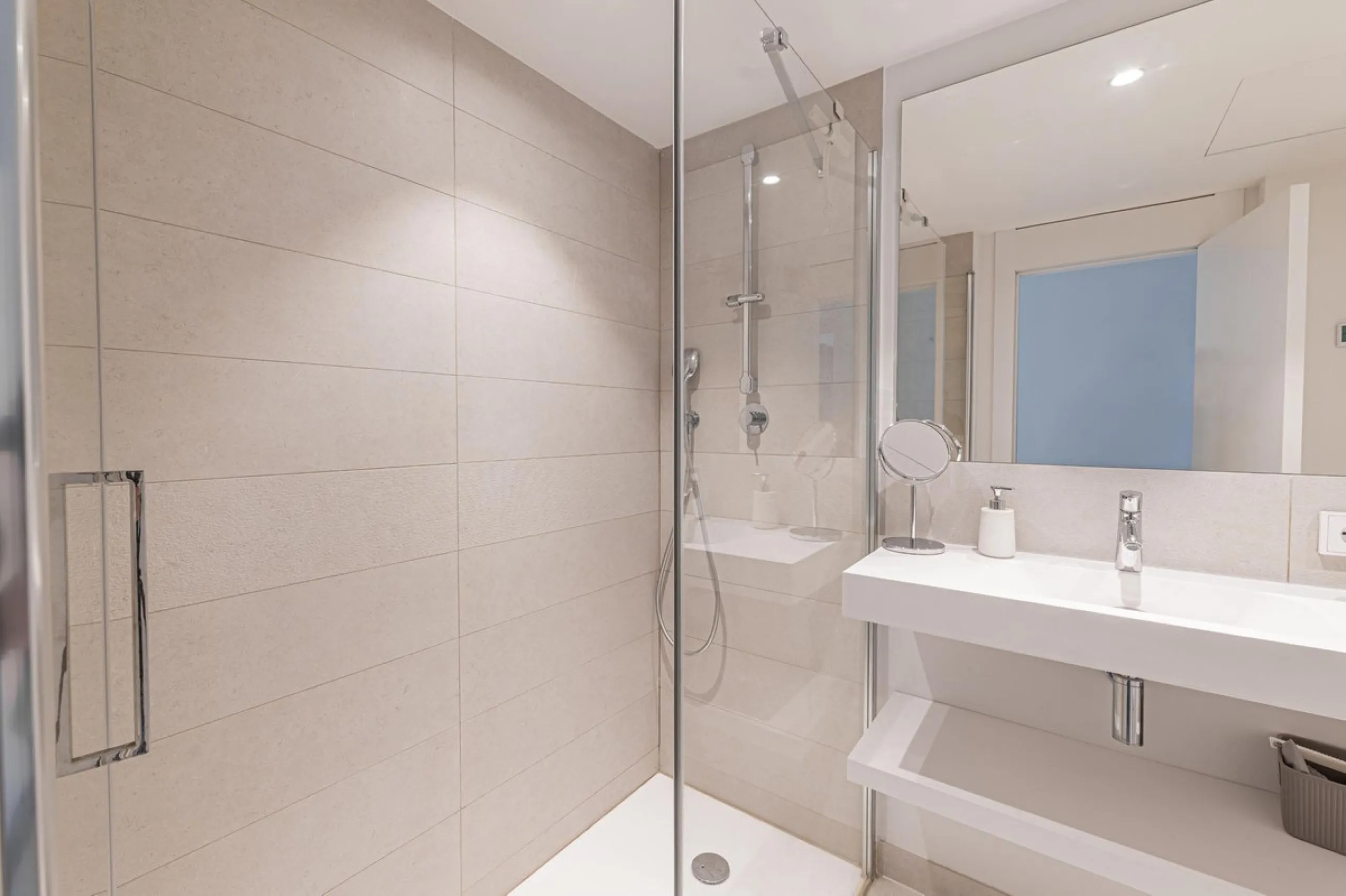 Apartment - Ground Floor Apartment в продаже в Fuengirola, Málaga. В доме 2 спален и 2 ванных комнат. Площадь дома 101 м². Площадь участка 34 м²