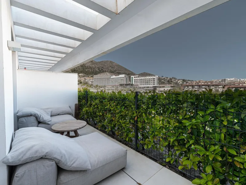 Apartment - Ground Floor Apartment в продаже в Fuengirola, Málaga. В доме 2 спален и 2 ванных комнат. Площадь дома 101 м². Площадь участка 34 м²