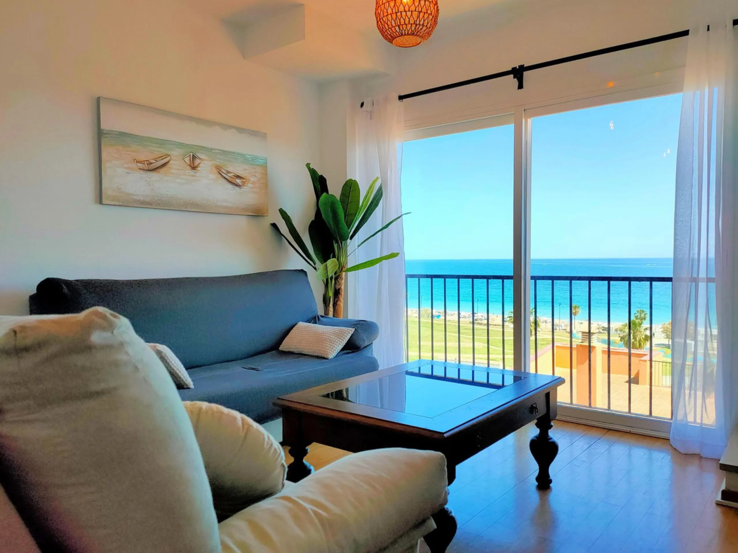 Apartment - Penthouse в продаже в Fuengirola, Málaga. В доме 2 спален и 2 ванных комнат. Площадь дома 101 м²