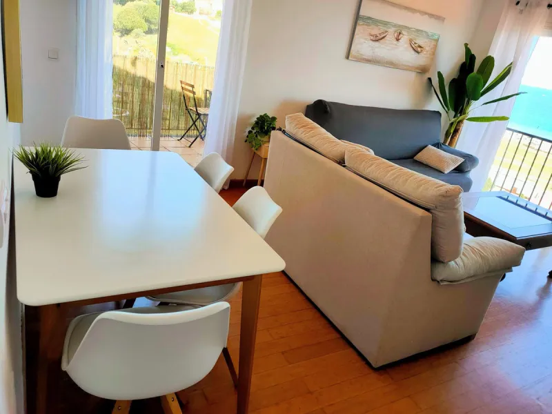Apartment - Penthouse в продаже в Fuengirola, Málaga. В доме 2 спален и 2 ванных комнат. Площадь дома 101 м²
