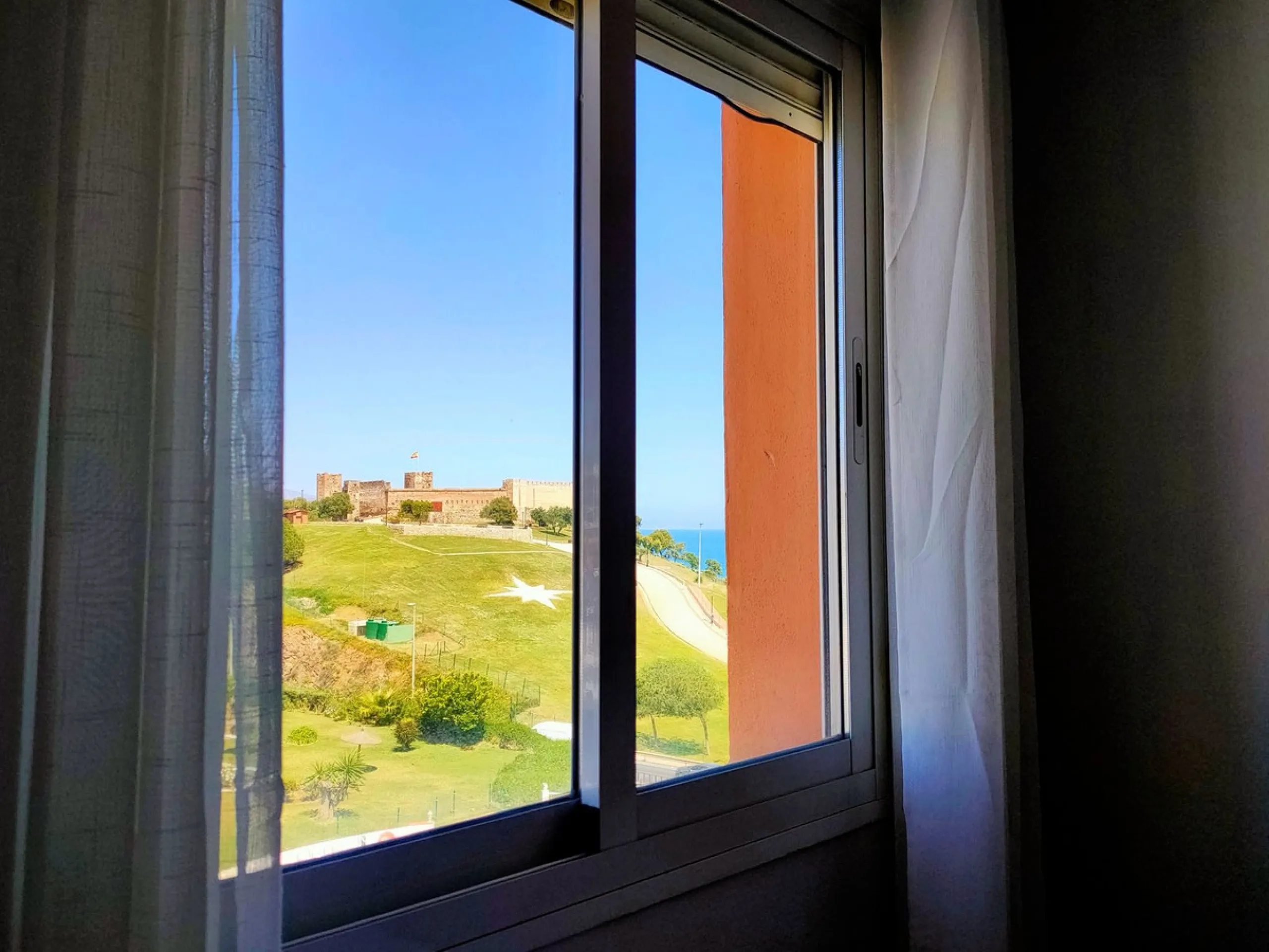 Apartment - Penthouse в продаже в Fuengirola, Málaga. В доме 2 спален и 2 ванных комнат. Площадь дома 101 м²