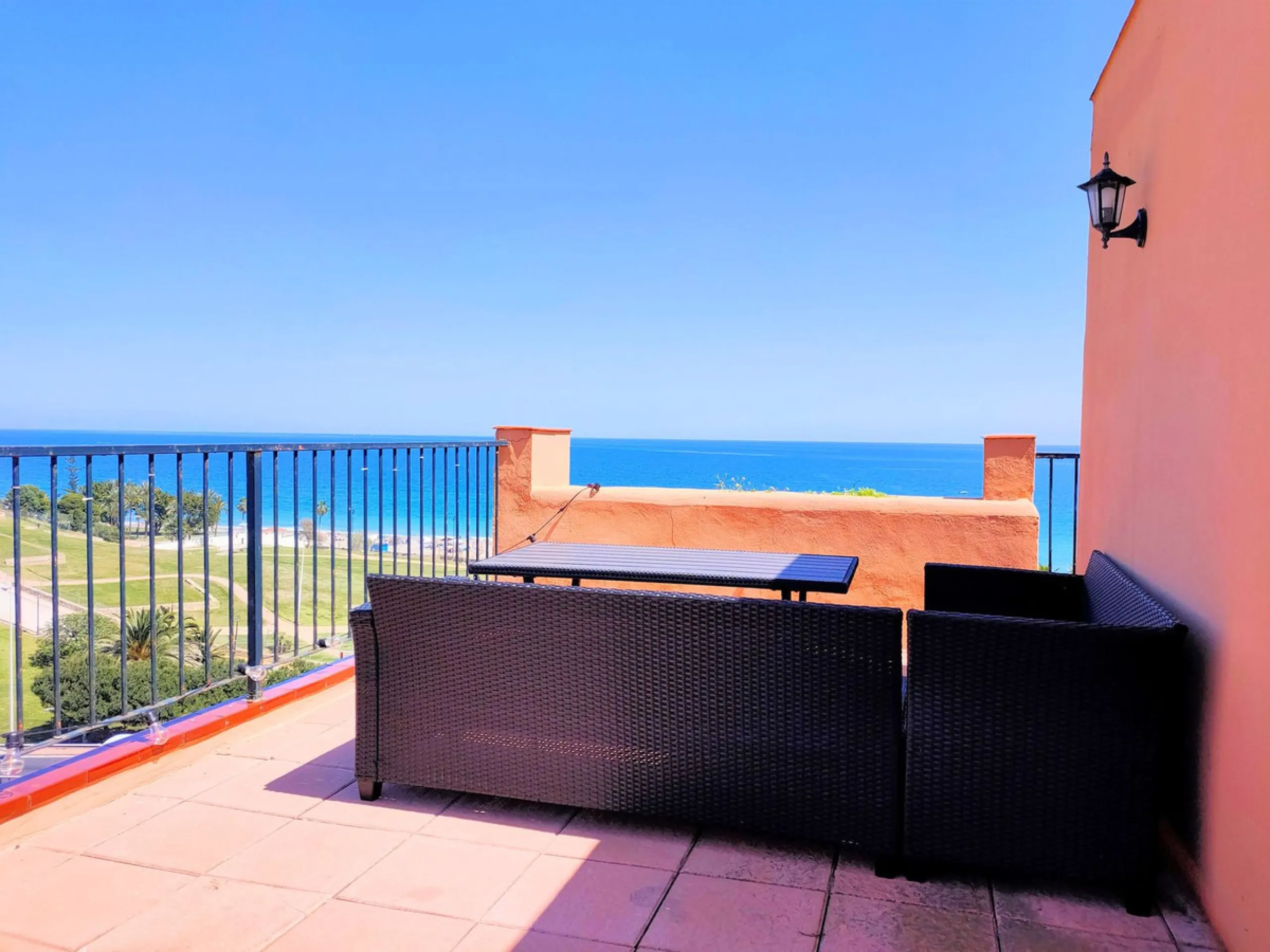 Apartment - Penthouse в продаже в Fuengirola, Málaga. В доме 2 спален и 2 ванных комнат. Площадь дома 101 м²