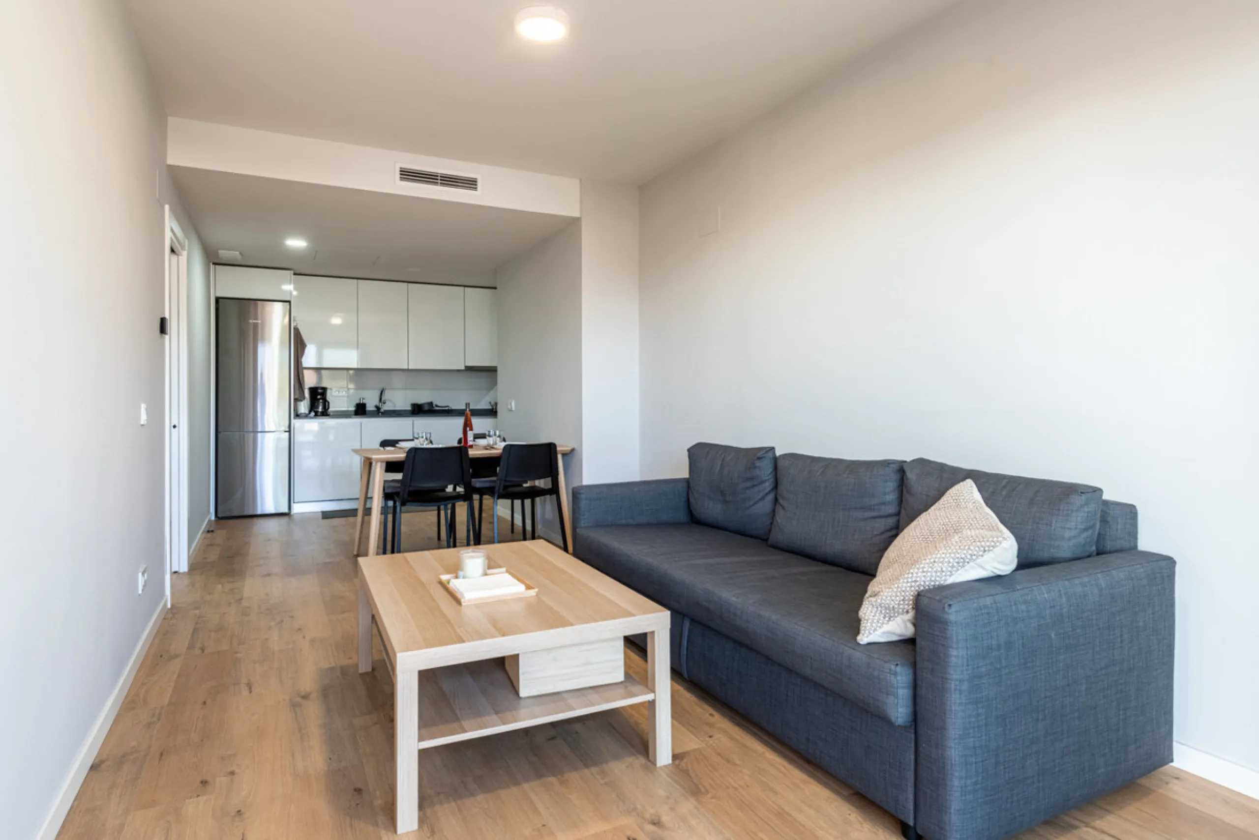 Apartment - Middle Floor Apartment в продаже в Mijas, Málaga. В доме 3 спален и 2 ванных комнат. Площадь дома 98 м²