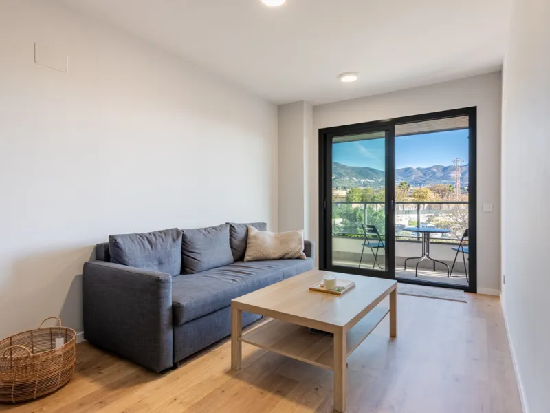 Apartment - Middle Floor Apartment в продаже в Mijas, Málaga. В доме 3 спален и 2 ванных комнат. Площадь дома 98 м²