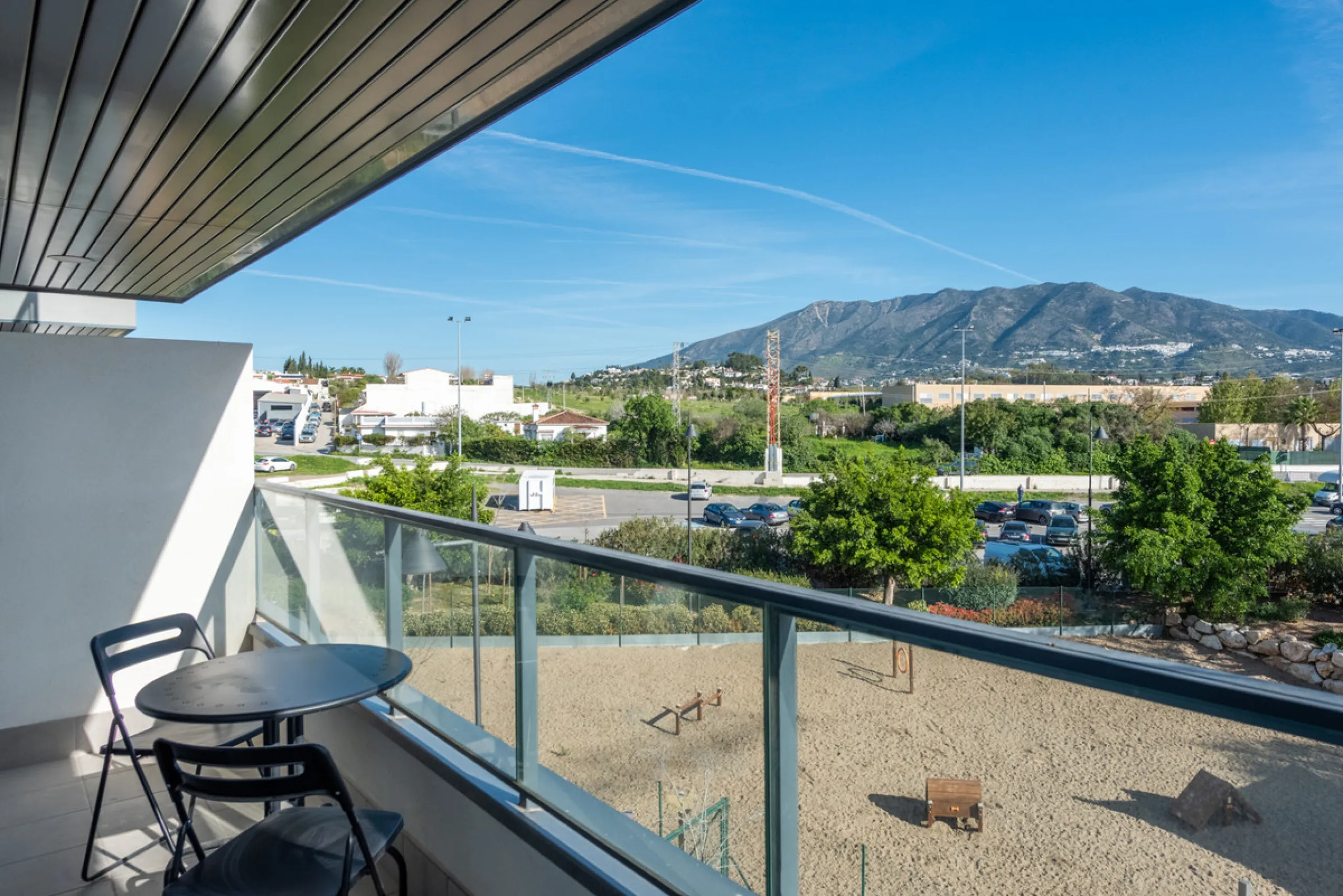 Apartment - Middle Floor Apartment в продаже в Mijas, Málaga. В доме 3 спален и 2 ванных комнат. Площадь дома 98 м²