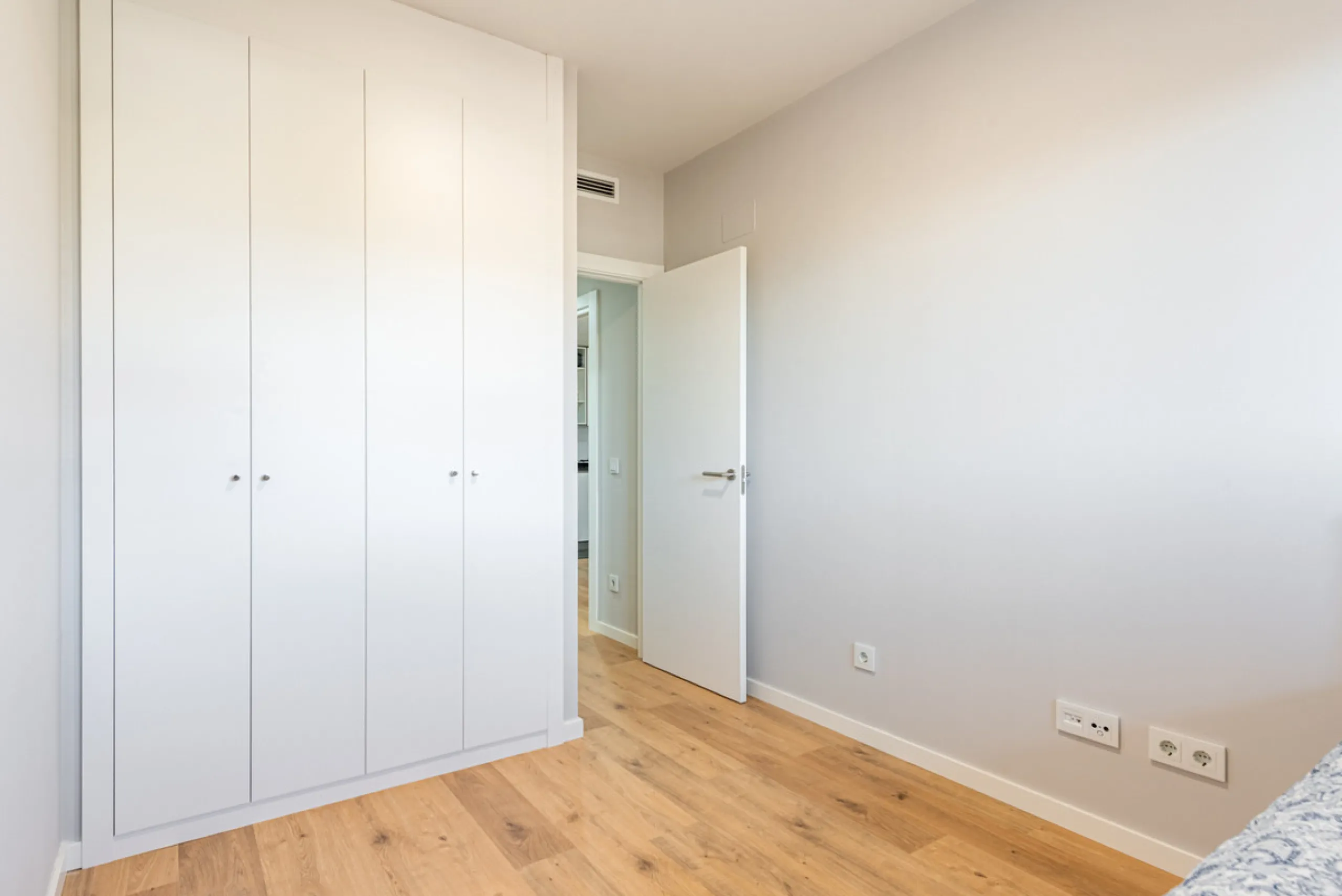 Apartment - Middle Floor Apartment в продаже в Mijas, Málaga. В доме 3 спален и 2 ванных комнат. Площадь дома 98 м²