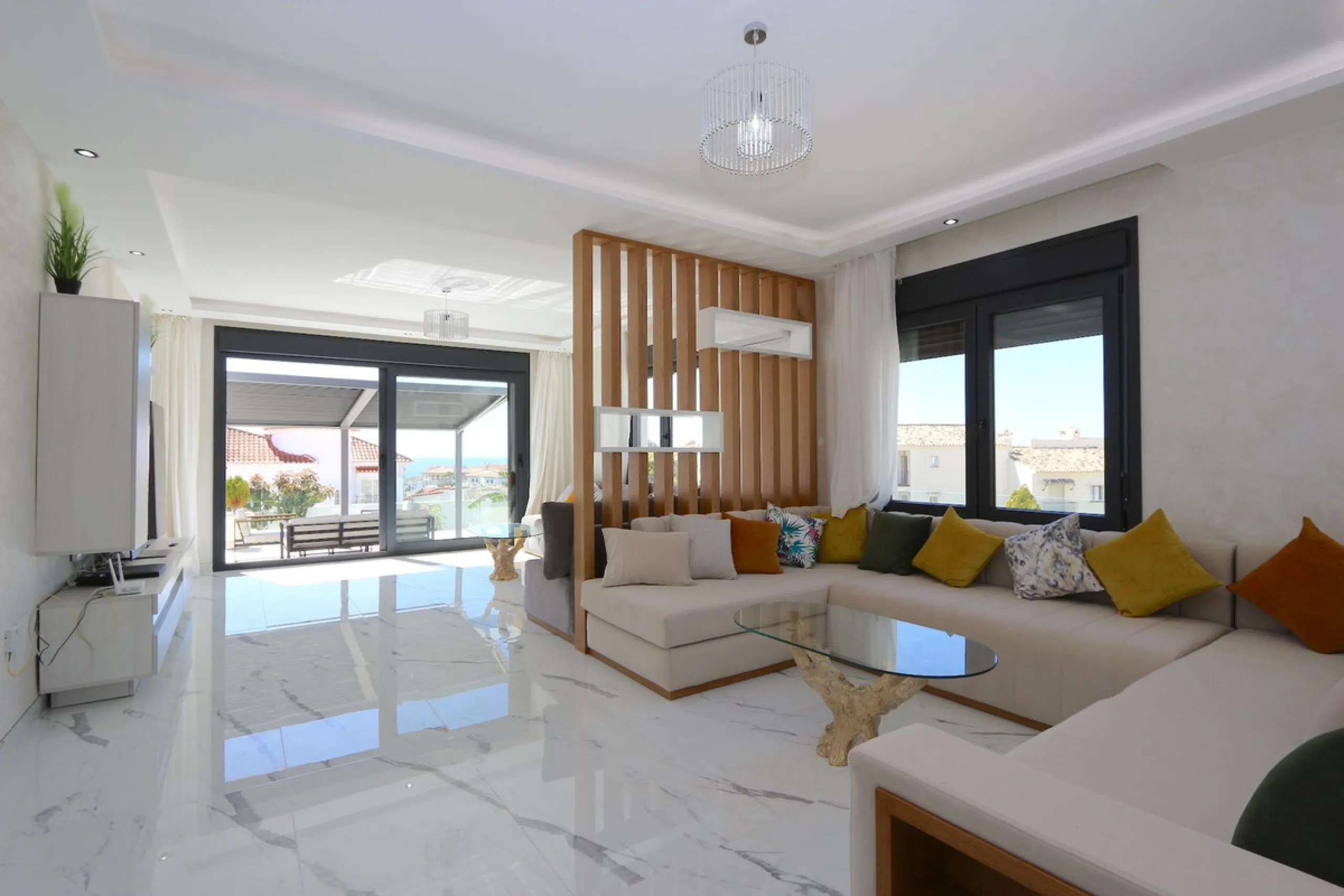 **Detached House on the Riviera: Your Dream Retreat**