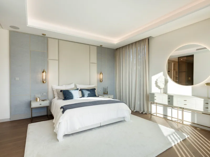 Villa Imagine is an exceptional frontline golf Villa for sale in Las Brisas. This property offers a luxurious living experience with modern design and natural beauty. This stunning villa, offers a thoughtfully crafted design by a renowned architect and de