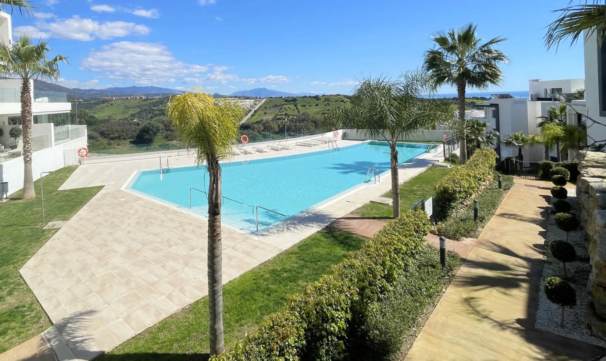 MAGNIFICENT DUPLEX PENTHOUSE WITH STUNNING SEA AND GOLF VIEWS AND A TOURIST LICENSE