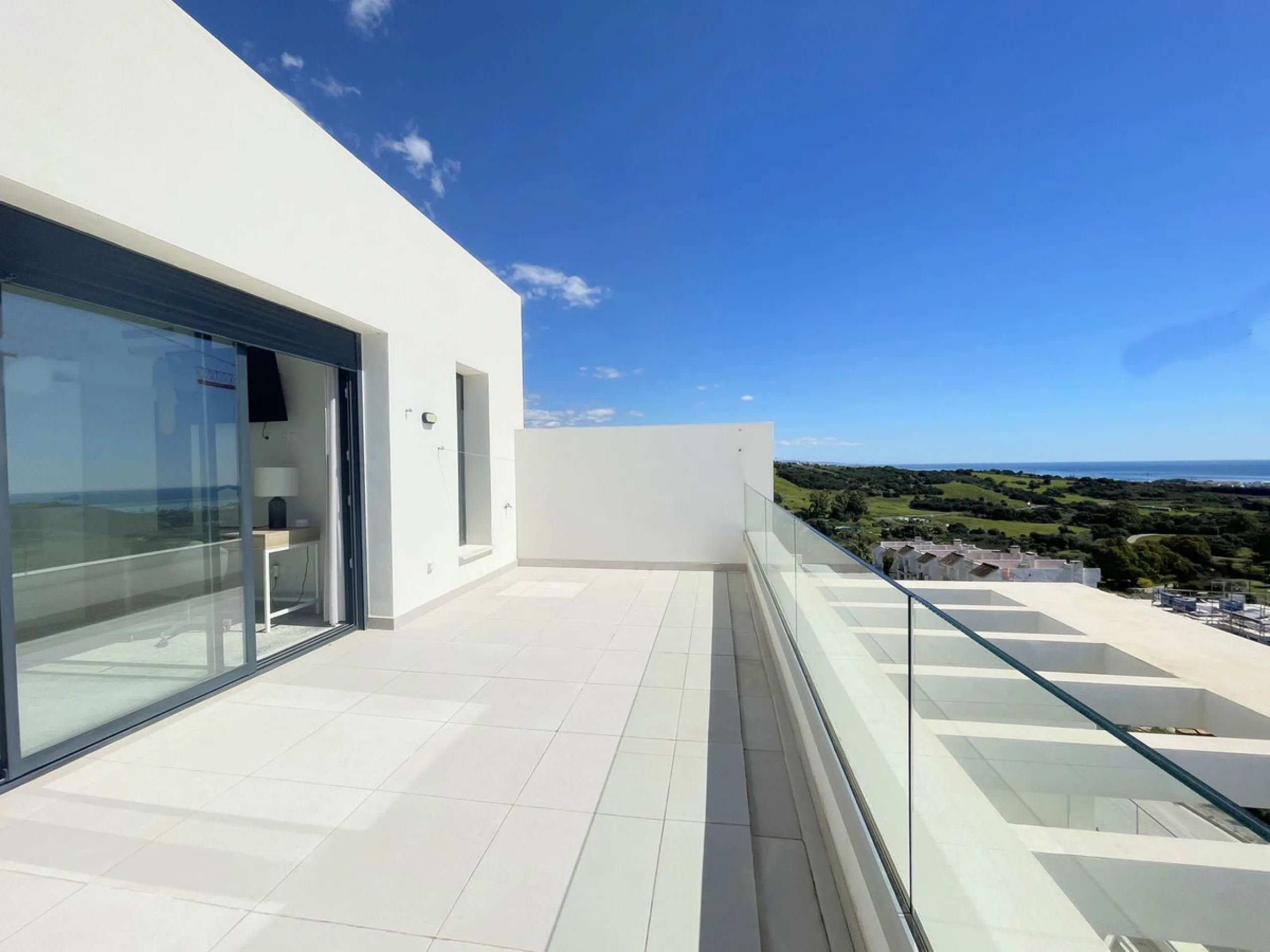 MAGNIFICENT DUPLEX PENTHOUSE WITH STUNNING SEA AND GOLF VIEWS AND A TOURIST LICENSE