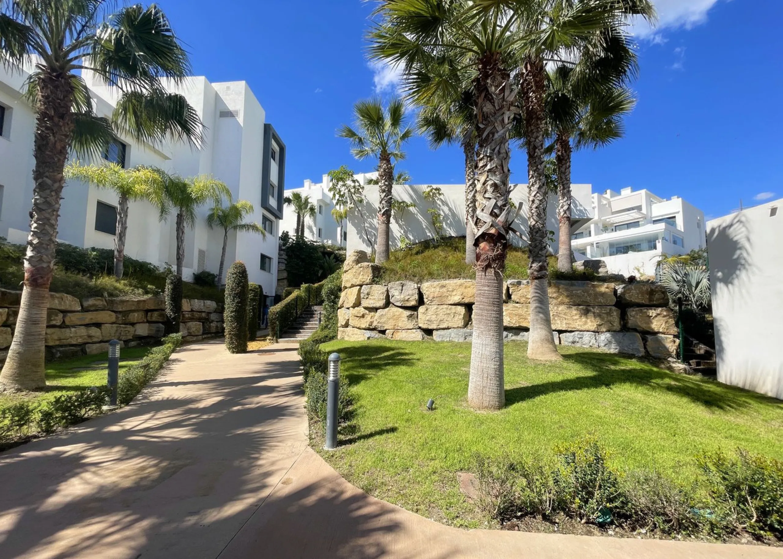 MAGNIFICENT DUPLEX PENTHOUSE WITH STUNNING SEA AND GOLF VIEWS AND A TOURIST LICENSE