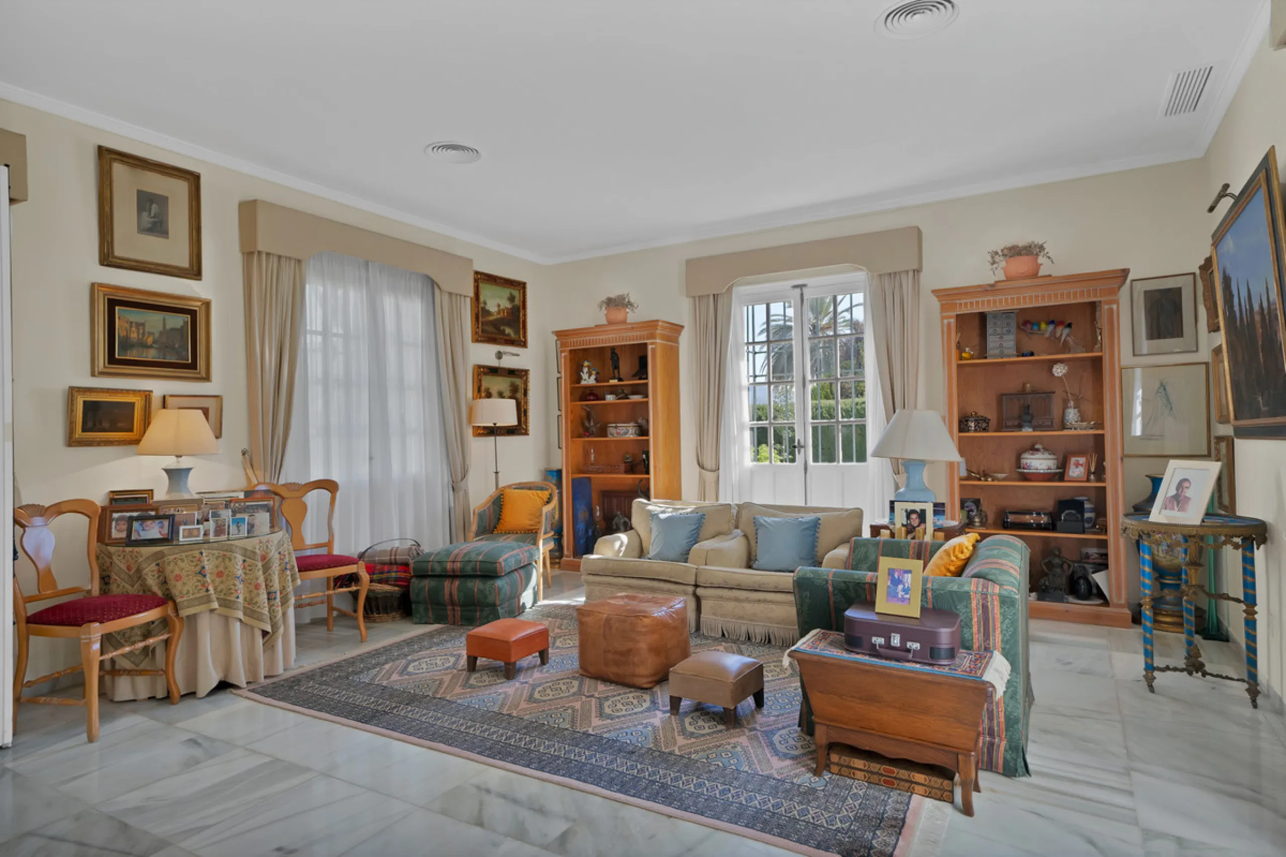 Detached Villa for Sale in Nueva Andalucía, Marbella – Prime Location with Sea Views