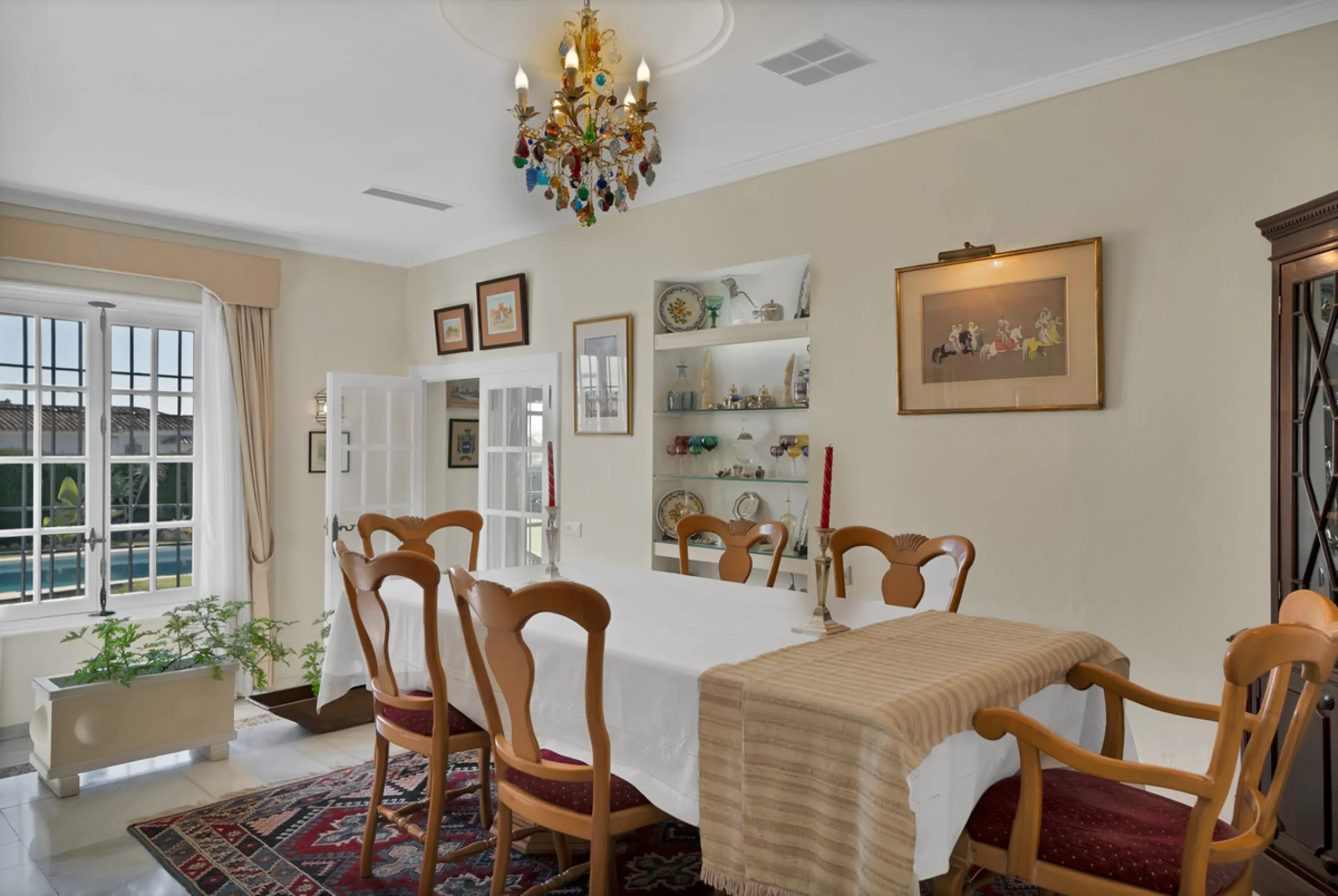 Detached Villa for Sale in Nueva Andalucía, Marbella – Prime Location with Sea Views