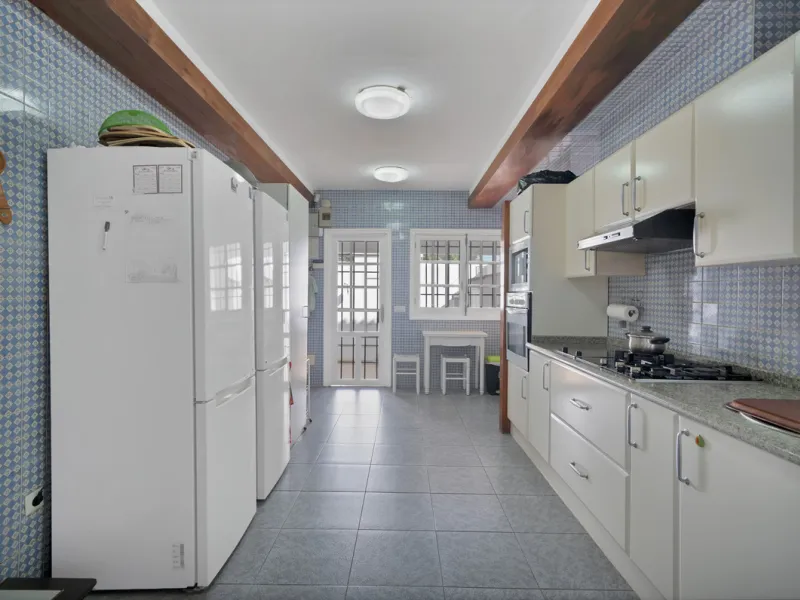 Detached Villa for Sale in Nueva Andalucía, Marbella – Prime Location with Sea Views