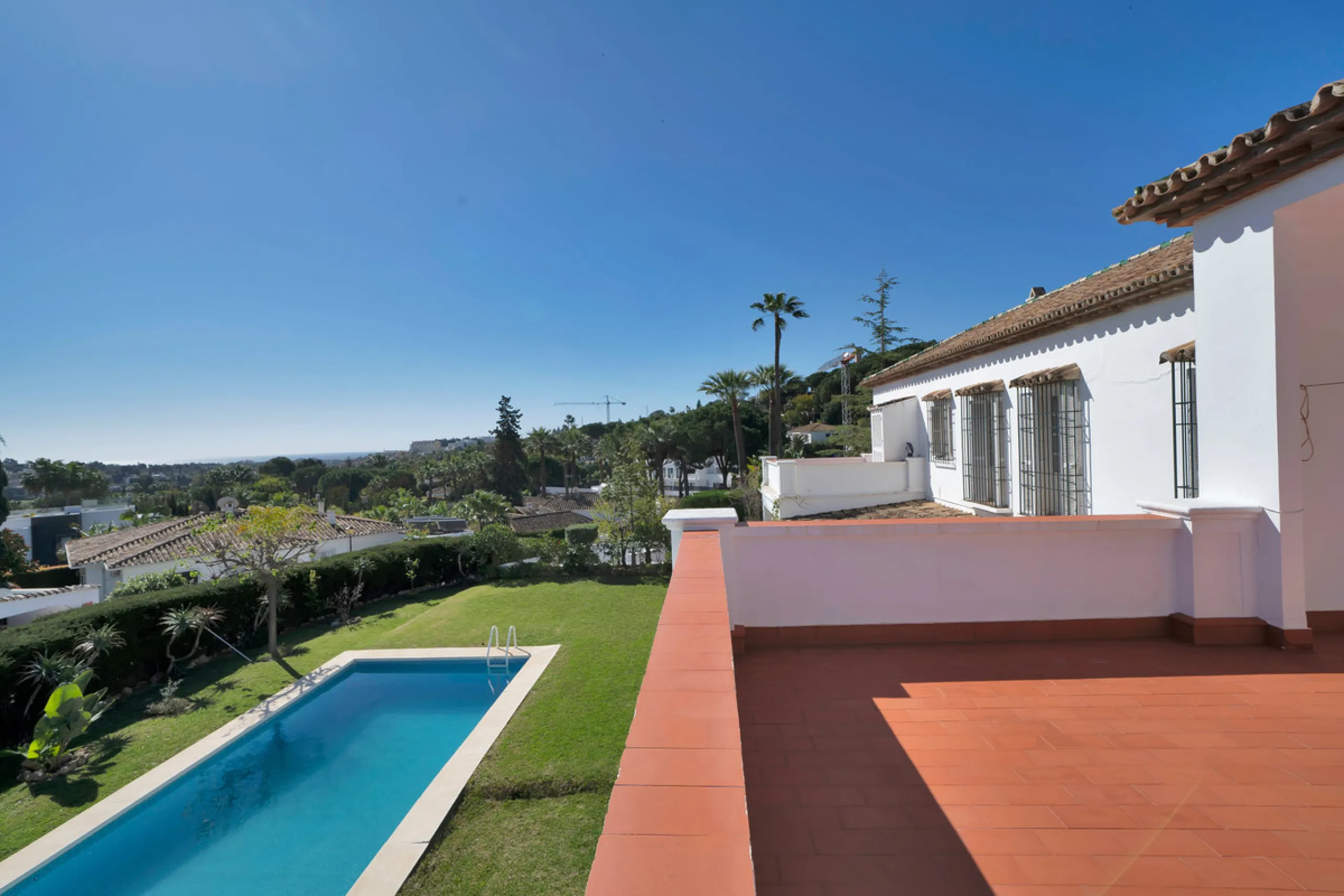 Detached Villa for Sale in Nueva Andalucía, Marbella – Prime Location with Sea Views