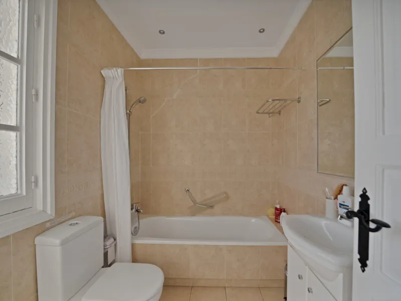 Detached Villa for Sale in Nueva Andalucía, Marbella – Prime Location with Sea Views