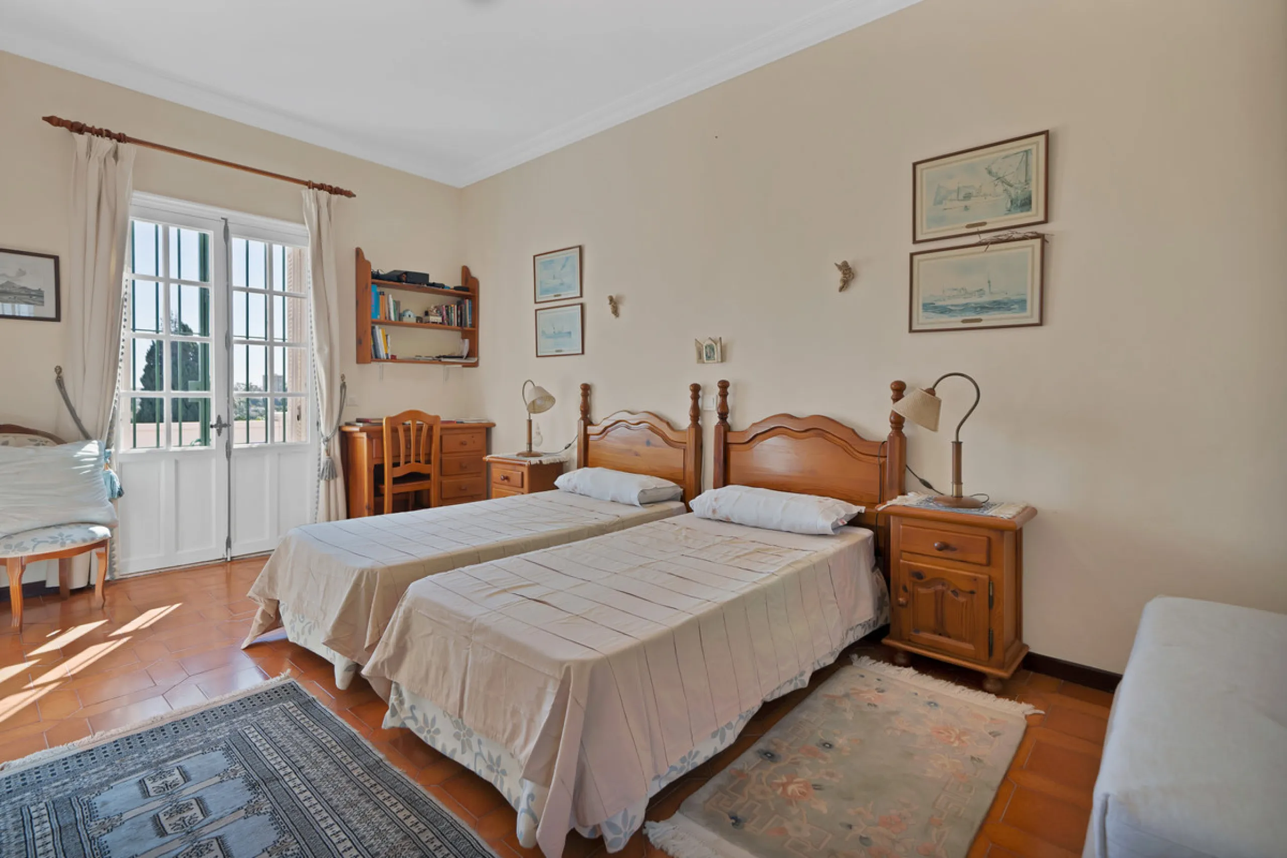 Detached Villa for Sale in Nueva Andalucía, Marbella – Prime Location with Sea Views