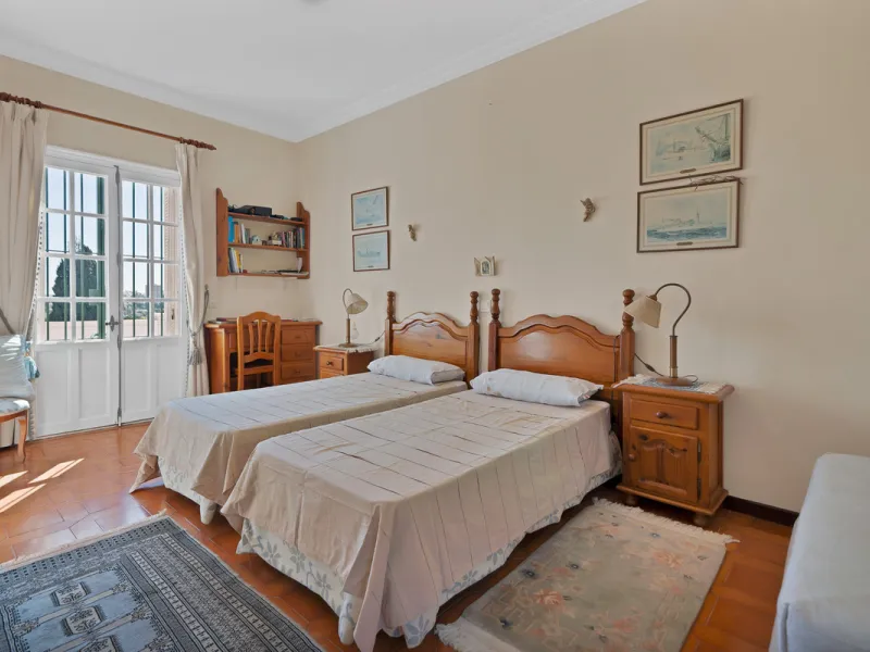 Detached Villa for Sale in Nueva Andalucía, Marbella – Prime Location with Sea Views