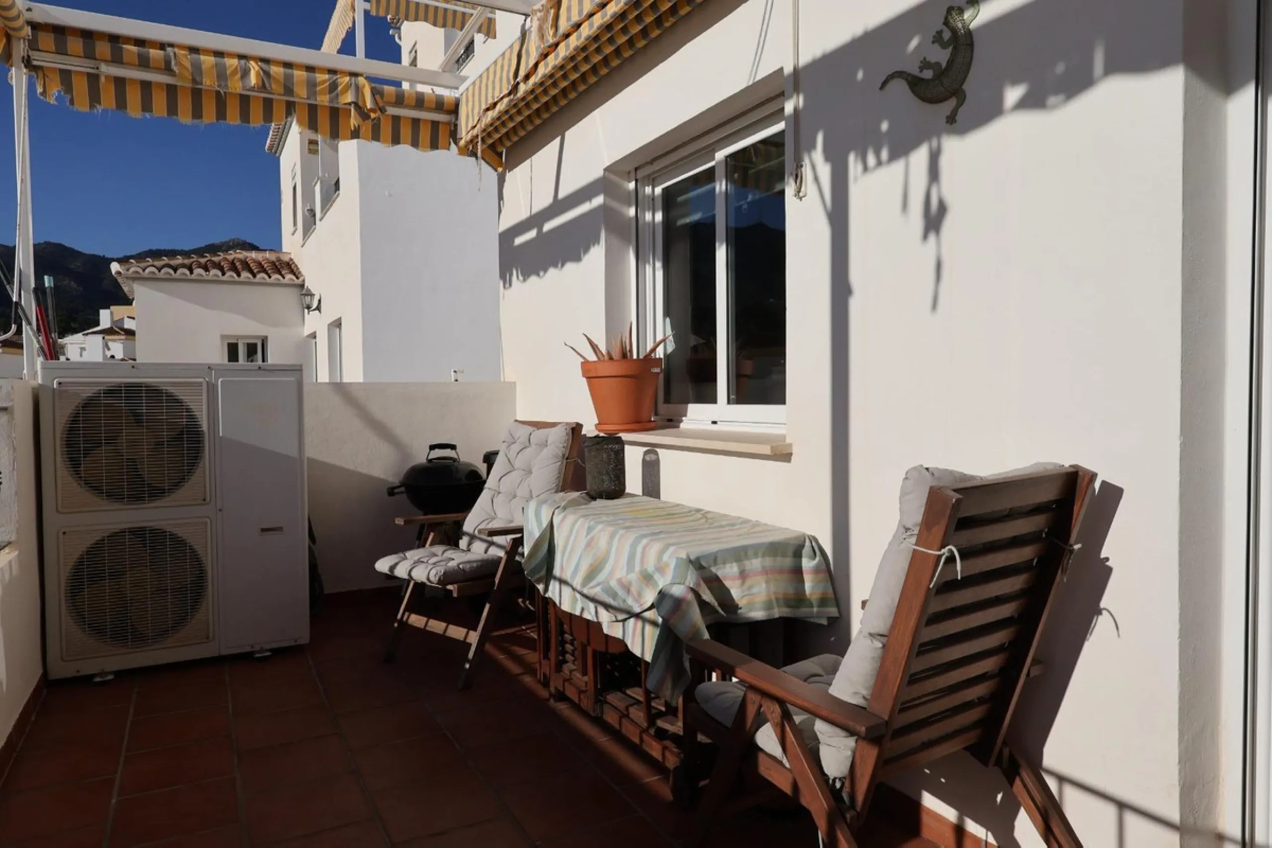 Apartment - Middle Floor Apartment в продаже в Benalmadena, Málaga. В доме 2 спален и 2 ванных комнат. Площадь дома 68 м²