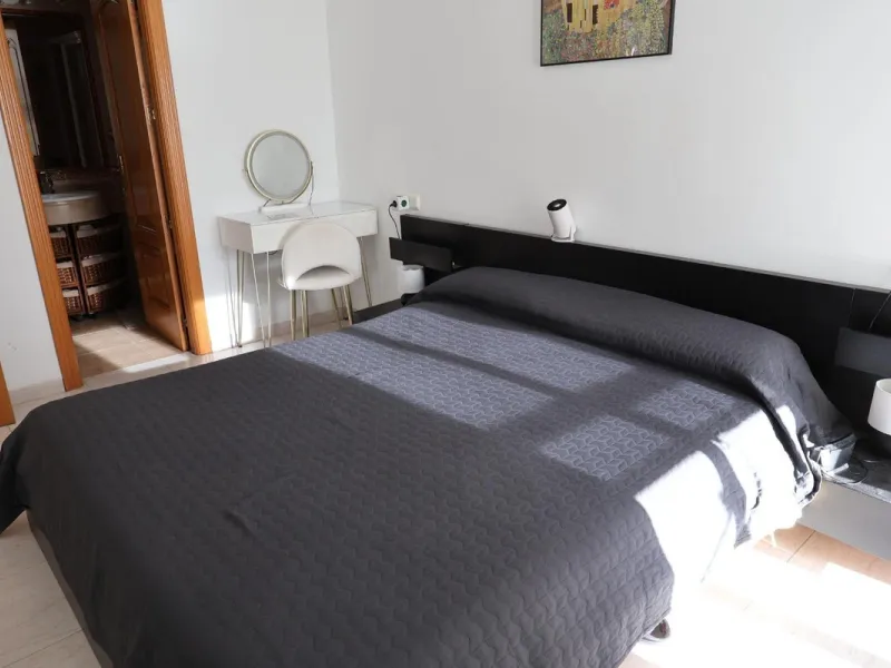 Apartment - Middle Floor Apartment в продаже в Benalmadena, Málaga. В доме 2 спален и 2 ванных комнат. Площадь дома 68 м²