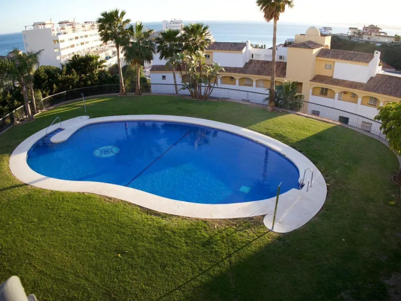 Apartment - Middle Floor Apartment в продаже в Benalmadena, Málaga. В доме 2 спален и 2 ванных комнат. Площадь дома 68 м²