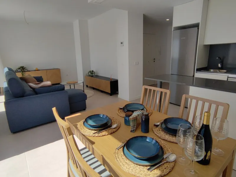 Apartment - Penthouse в продаже в Estepona, Málaga. В доме 2 спален и 2 ванных комнат. Площадь дома 92 м²
