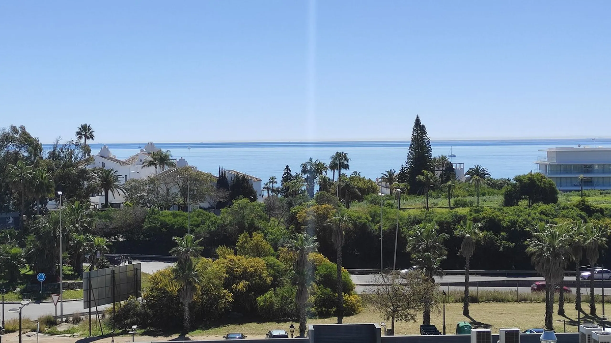 Apartment - Penthouse в продаже в Estepona, Málaga. В доме 2 спален и 2 ванных комнат. Площадь дома 92 м²