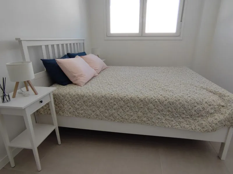 Apartment - Penthouse в продаже в Estepona, Málaga. В доме 2 спален и 2 ванных комнат. Площадь дома 92 м²