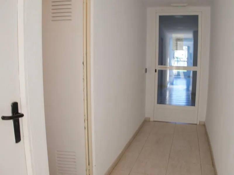 Apartment - Middle Floor Apartment в продаже в Benalmadena, Málaga. В доме 2 спален и 2 ванных комнат. Площадь дома 68 м²
