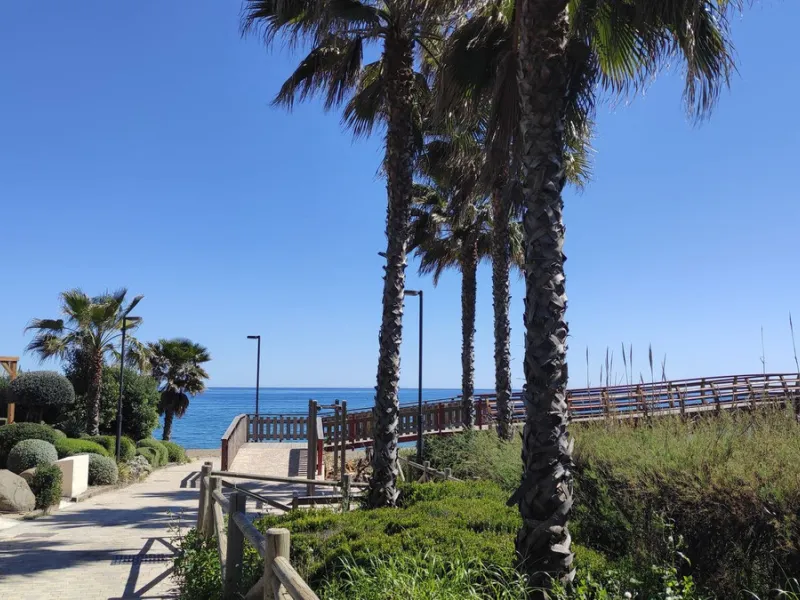 Apartment - Penthouse в продаже в Estepona, Málaga. В доме 2 спален и 2 ванных комнат. Площадь дома 92 м²