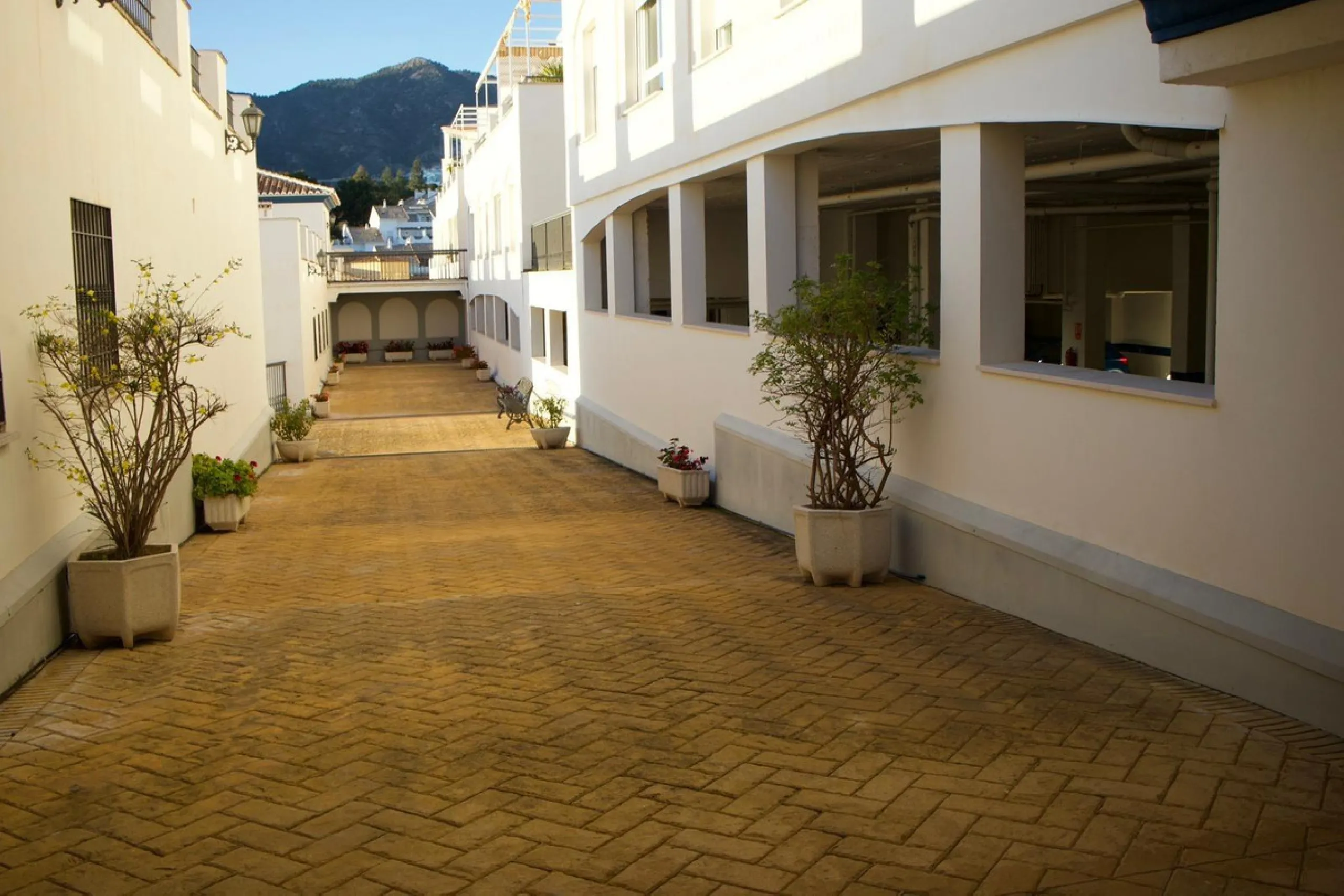 Apartment - Middle Floor Apartment в продаже в Benalmadena, Málaga. В доме 2 спален и 2 ванных комнат. Площадь дома 68 м²