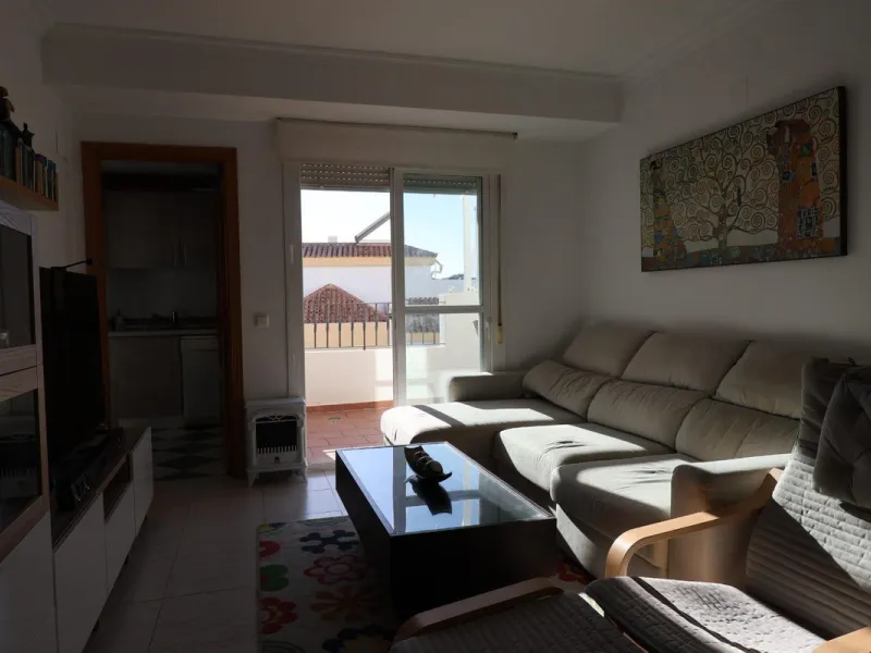 Apartment - Middle Floor Apartment в продаже в Benalmadena, Málaga. В доме 2 спален и 2 ванных комнат. Площадь дома 68 м²