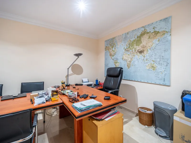 House - Detached Villa в продаже в Istán, Málaga. В доме 4 спален и 4 ванных комнат. Площадь дома 240 м². Площадь участка 900 м²