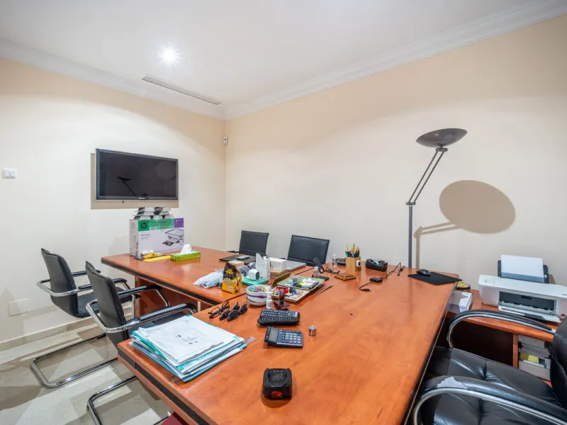 House - Detached Villa в продаже в Istán, Málaga. В доме 4 спален и 4 ванных комнат. Площадь дома 240 м². Площадь участка 900 м²
