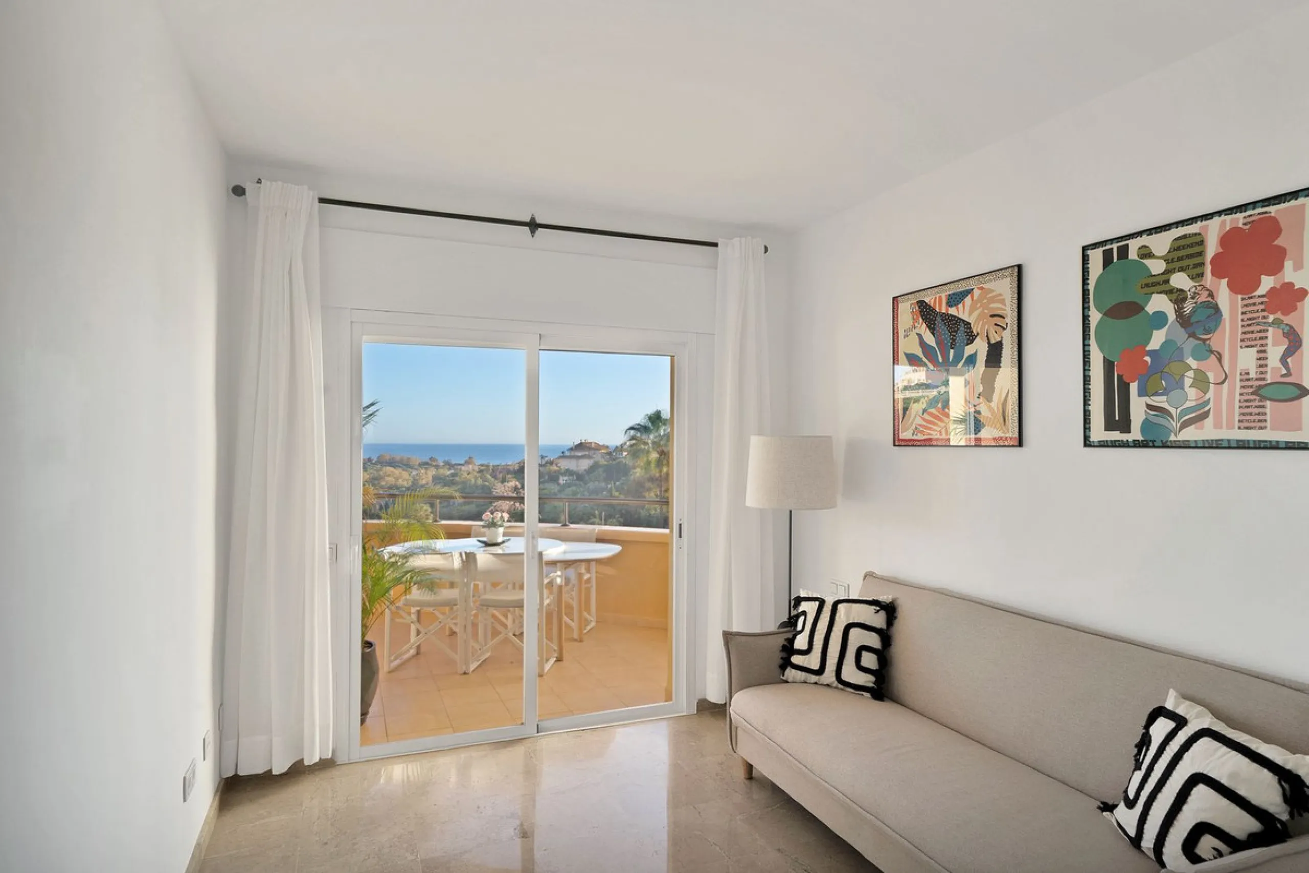 Located in the sought-after Elviria Hills community, this well-positioned 2-bedroom, 2-bathroom apartment offers stunning panoramic sea views and a full south-facing orientation. Situated in one of the best blocks of the development, this home provides a 
