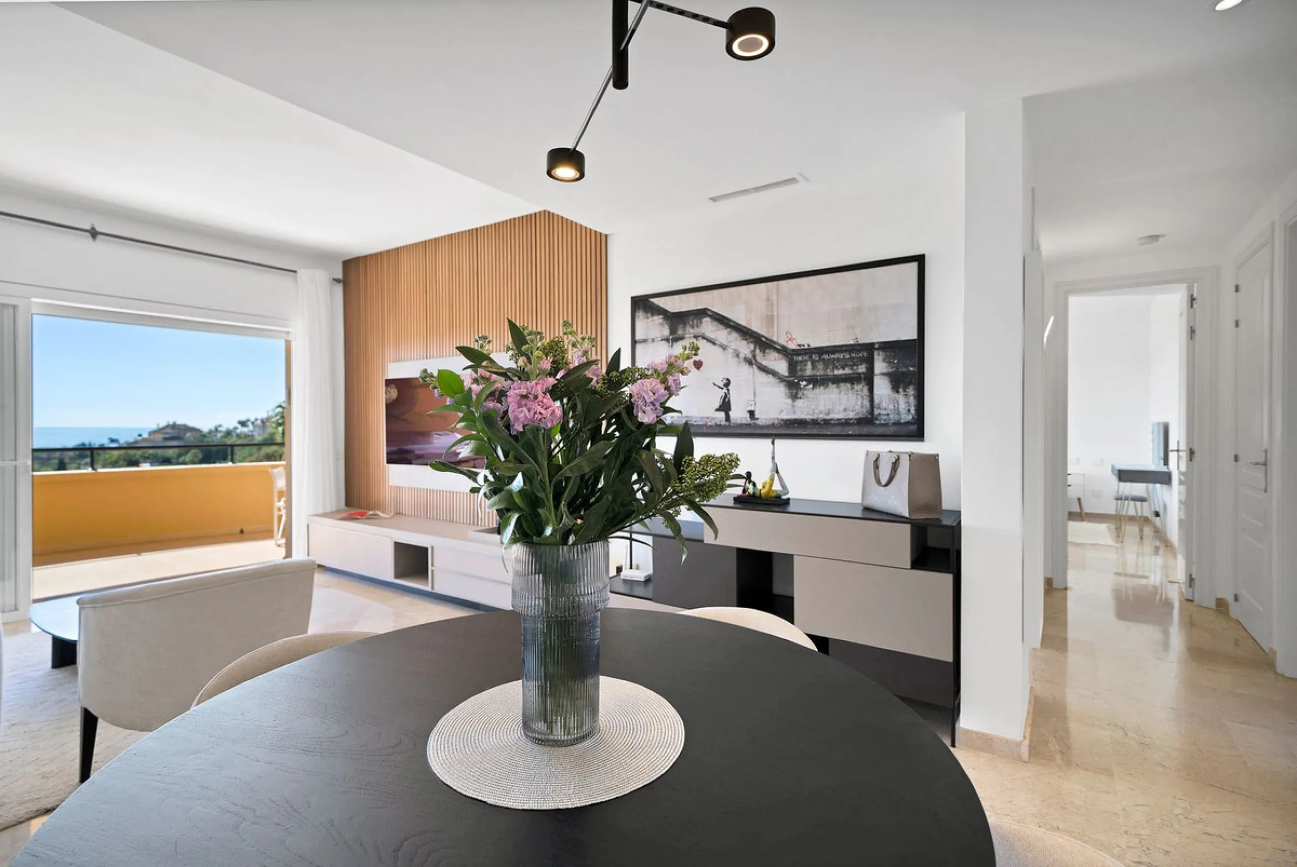 Located in the sought-after Elviria Hills community, this well-positioned 2-bedroom, 2-bathroom apartment offers stunning panoramic sea views and a full south-facing orientation. Situated in one of the best blocks of the development, this home provides a 