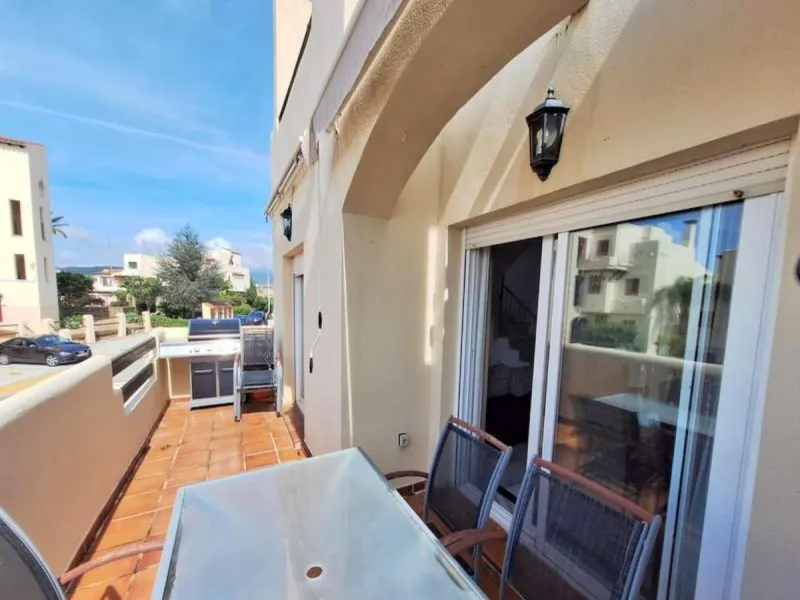 Apartment - Penthouse Duplex в продаже в Casares, Málaga. В доме 3 спален и 3 ванных комнат. Площадь дома 140 м²