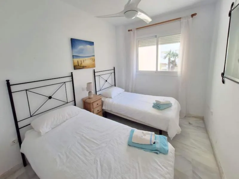 Apartment - Penthouse Duplex в продаже в Casares, Málaga. В доме 3 спален и 3 ванных комнат. Площадь дома 140 м²