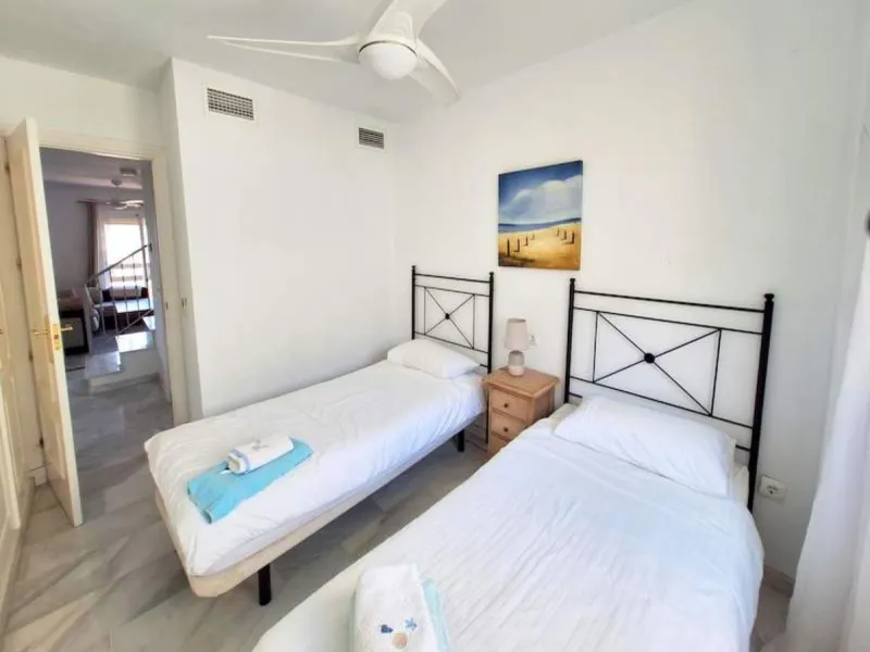 Apartment - Penthouse Duplex в продаже в Casares, Málaga. В доме 3 спален и 3 ванных комнат. Площадь дома 140 м²