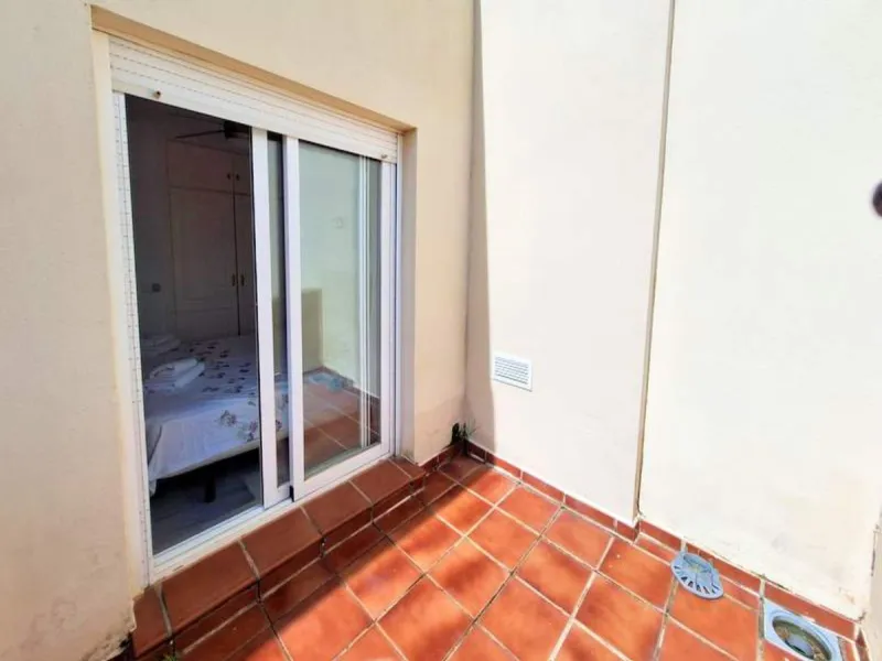 Apartment - Penthouse Duplex в продаже в Casares, Málaga. В доме 3 спален и 3 ванных комнат. Площадь дома 140 м²