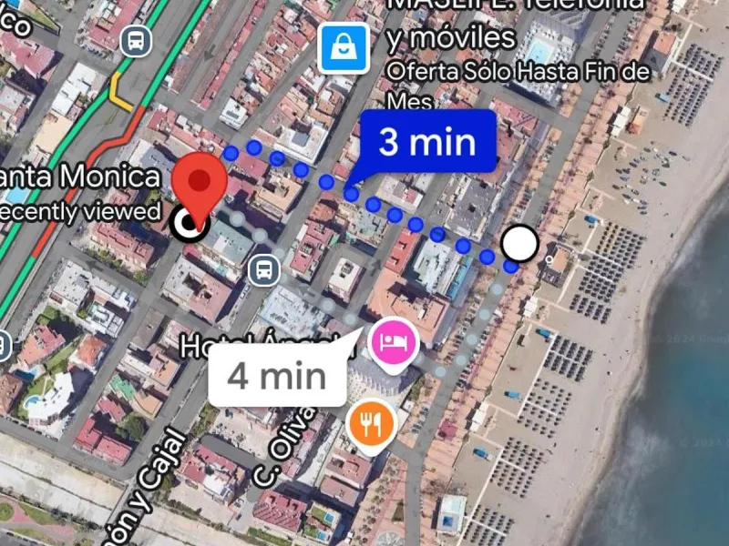 We present you this outstanding property located in the heart of Fuengirola, comprising two well-designed 1-bedroom, 1-bathroom apartments. It was recently fully renovated, including updated electrical systems and plumbing.  Situated just a minute's walk 