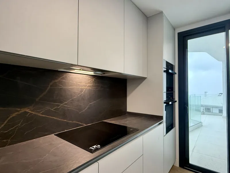 For Sale 3-bedroom, 2-bathroom apartment located in the newly developed Lomas 2 complex within Las Lomas del Higuerón, nestled in the heart of the Costa del Sol. ​