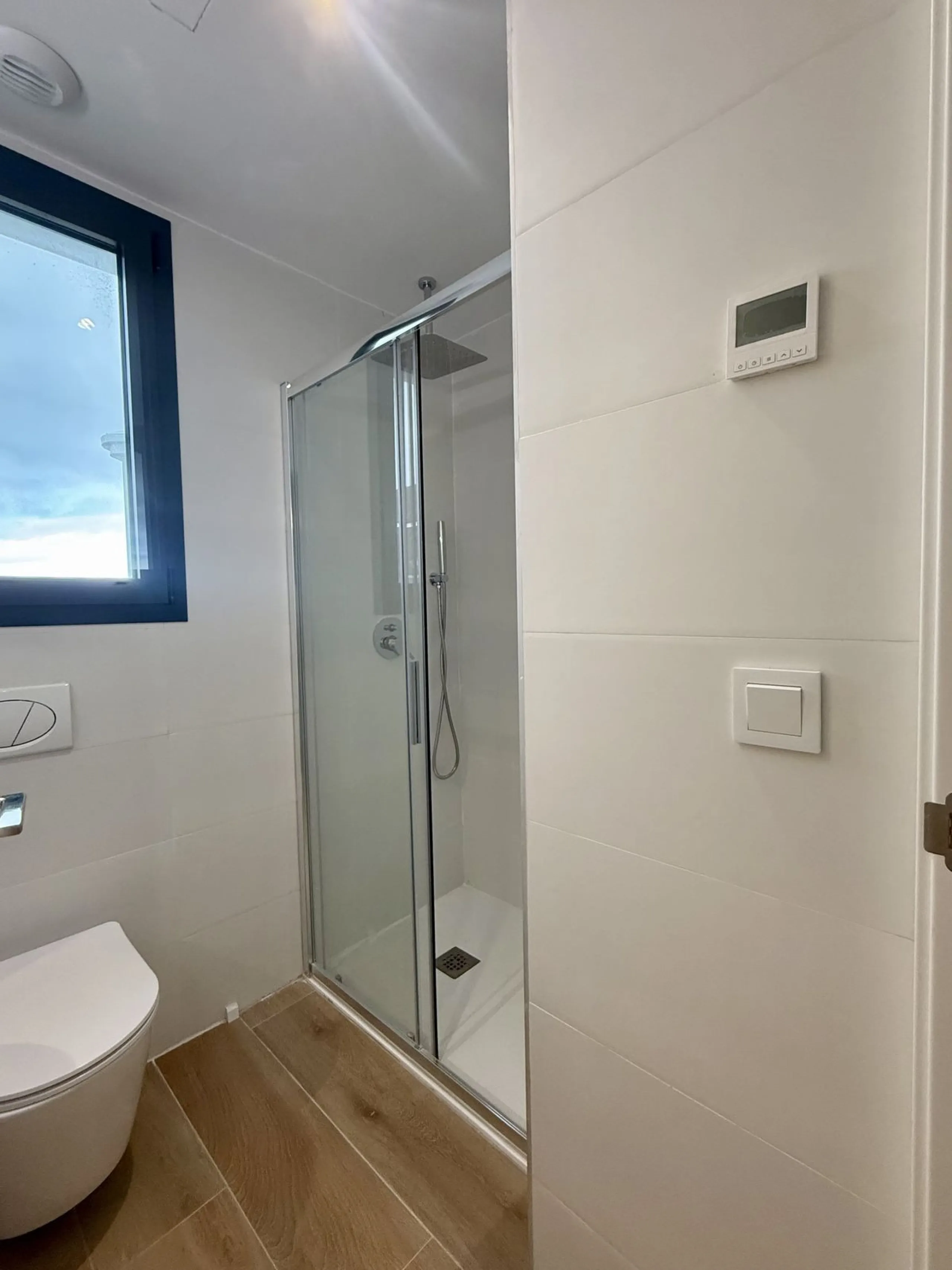 For Sale 3-bedroom, 2-bathroom apartment located in the newly developed Lomas 2 complex within Las Lomas del Higuerón, nestled in the heart of the Costa del Sol. ​